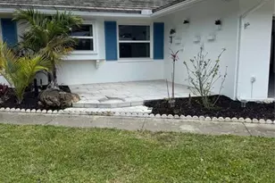 30 Maui Cir, Naples, FL 34112 - Photo 3