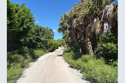 4471 Smugglers Dr, Captiva, FL 33924 - Photo 1