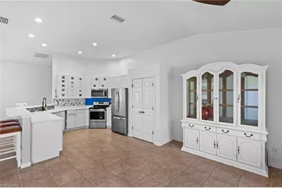 1012 NW 33rd Pl, Cape Coral, FL 33993 - Photo 7