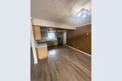 129 E Lake Dr, Lehigh Acres, FL 33936 - Photo 15