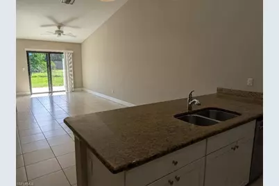 4407 SW 8th Ct, Cape Coral, FL 33914 - Photo 5