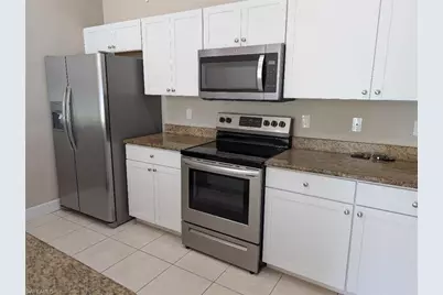 4407 SW 8th Ct, Cape Coral, FL 33914 - Photo 3