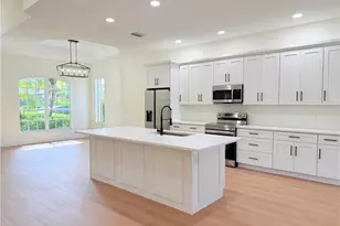 11001 Sea Tropic Ln, Fort Myers, FL 33908 - Photo 5