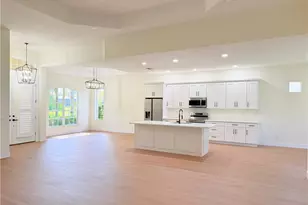 11001 Sea Tropic Ln, Fort Myers, FL 33908 - Photo 3