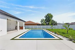 1005 NE 1st Pl, Cape Coral, FL 33909 - Photo 35