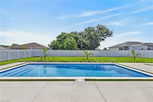 1005 NE 1st Pl, Cape Coral, FL 33909 - Photo 33