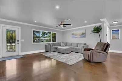 2413 Dover Ave, Fort Myers, FL 33907 - Photo 3
