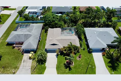 2205 SE 10th Pl, Cape Coral, FL 33990 - Photo 27