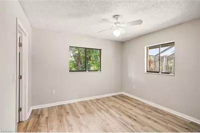 2205 SE 10th Pl, Cape Coral, FL 33990 - Photo 19