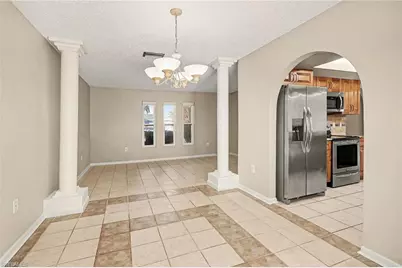 2205 SE 10th Pl, Cape Coral, FL 33990 - Photo 11