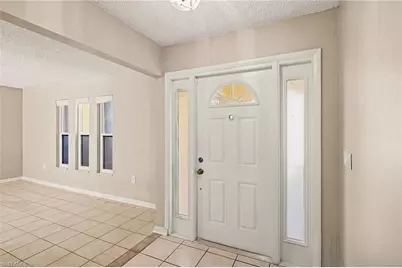 2205 SE 10th Pl, Cape Coral, FL 33990 - Photo 3