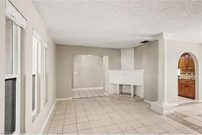 2205 SE 10th Pl, Cape Coral, FL 33990 - Photo 5
