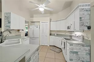 524 SW 23rd Terrace, Cape Coral, FL 33991 - Photo 11