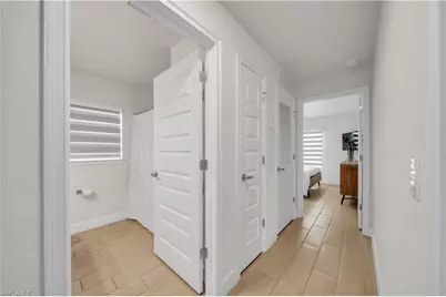 125 SE 11th Ter, Cape Coral, FL 33990 - Photo 37