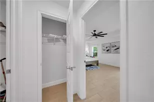 125 SE 11th Terrace, Cape Coral, FL 33990 - Photo 25