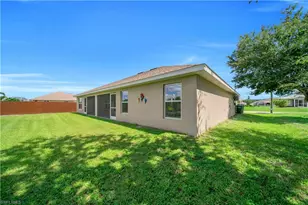 125 SE 11th Terrace, Cape Coral, FL 33990 - Photo 45