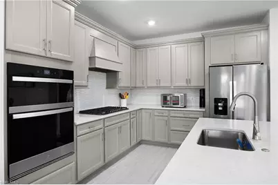 10383 Maddox Ln, Bonita Springs, FL 34135 - Photo 11