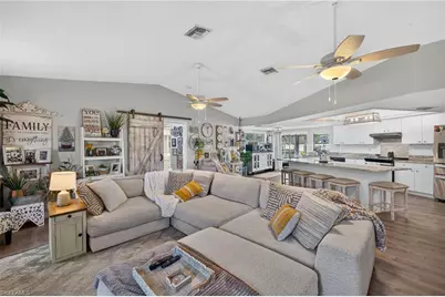 916 SE 21st Ln, Cape Coral, FL 33990 - Photo 21