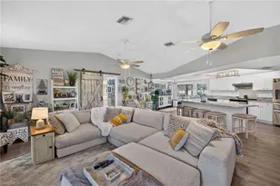 916 SE 21st Ln, Cape Coral, FL 33990 - Photo 21