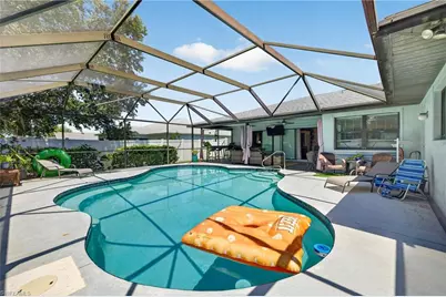 916 SE 21st Ln, Cape Coral, FL 33990 - Photo 37