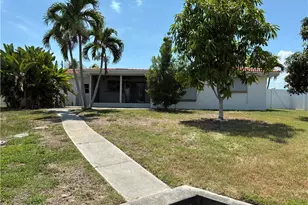 3709 SE 17th Pl, Cape Coral, FL 33904 - Photo 13