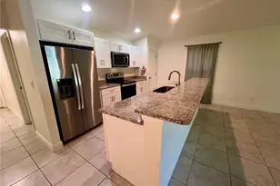 3322 SW 17th Pl, Cape Coral, FL 33914 - Photo 7