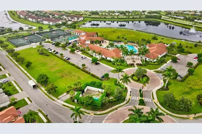 11624 Onyx Cir, Fort Myers, FL 33913 - Photo 37