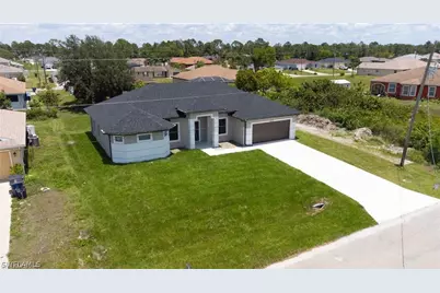 3728 9th St W, Lehigh Acres, FL 33971 - Photo 3