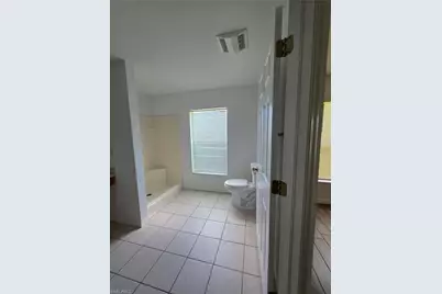1014 NW 31st Pl, Cape Coral, FL 33993 - Photo 21