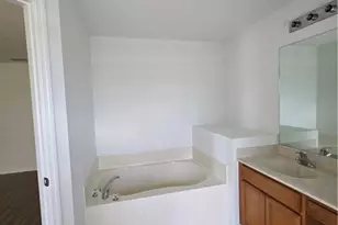 1014 NW 31st Pl, Cape Coral, FL 33993 - Photo 23