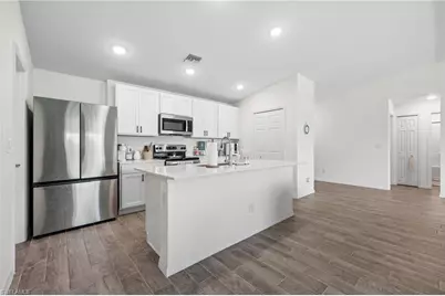 2007 NW 17th Ter, Cape Coral, FL 33993 - Photo 9
