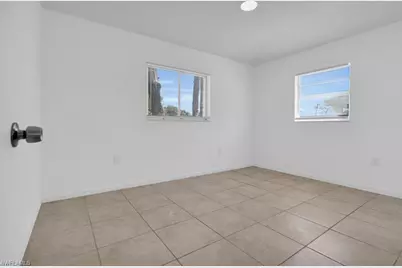 5534 7th Ave, Fort Myers, FL 33907 - Photo 11