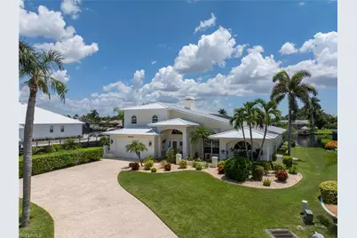 2668 SE 19th Ave, Cape Coral, FL 33904 - Photo 5