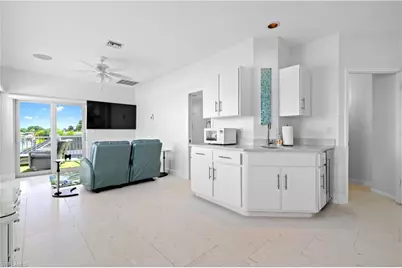 2668 SE 19th Ave, Cape Coral, FL 33904 - Photo 21