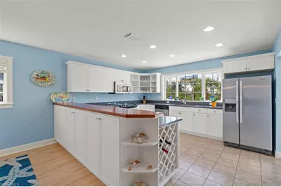 4534 Bowen Bayou Rd, Sanibel, FL 33957 - Photo 17