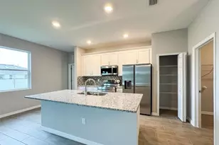 512 NW 25th Ave, Cape Coral, FL 33993 - Photo 11