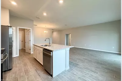 512 NW 25th Ave, Cape Coral, FL 33993 - Photo 17