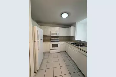 509 SE 6th Pl #A, Cape Coral, FL 33990 - Photo 3