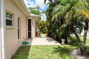 10704 Rio Mar Cir, Estero, FL 33928 - Photo 37