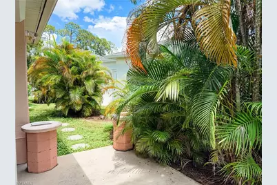 10704 Rio Mar Cir, Estero, FL 33928 - Photo 39