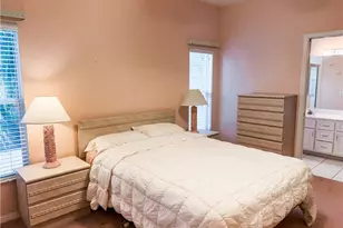 10704 Rio Mar Cir, Estero, FL 33928 - Photo 27