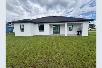 1117 NE 14th Ter, Cape Coral, FL 33909 - Photo 17