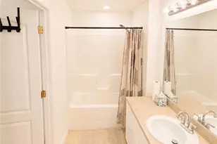 4118 NE 20th Pl, Cape Coral, FL 33909 - Photo 15