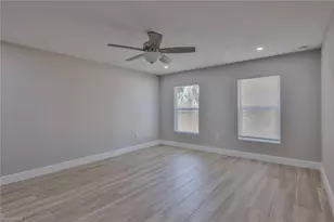 1013 13th St E, Bradenton, FL 34208 - Photo 1