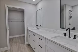 1013 13th St E, Bradenton, FL 34208 - Photo 15