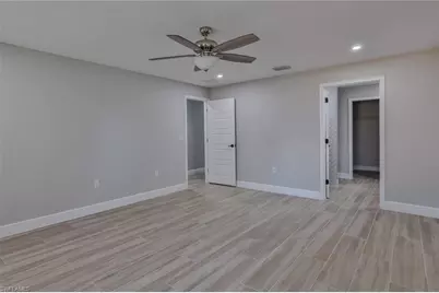 1013 13th St E, Bradenton, FL 34208 - Photo 19