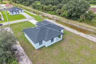 2522 56th St W, Lehigh Acres, FL 33971 - Photo 9