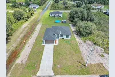 2522 56th St W, Lehigh Acres, FL 33971 - Photo 5