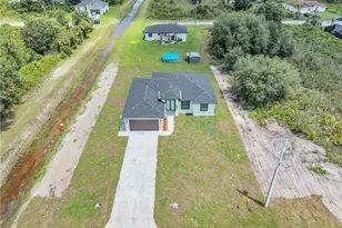 2522 56th St W, Lehigh Acres, FL 33971 - Photo 5