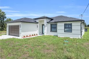 2522 56th St W, Lehigh Acres, FL 33971 - Photo 3